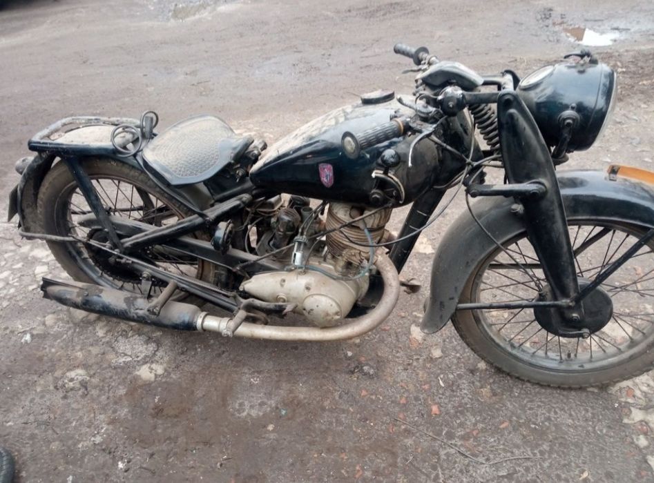 ИЖ -350 поздний 49 год.