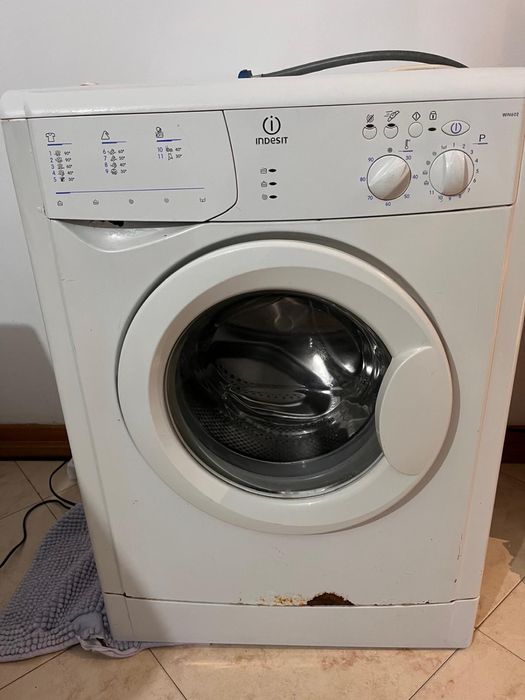 Máquina de lavar INDESIT WIN602