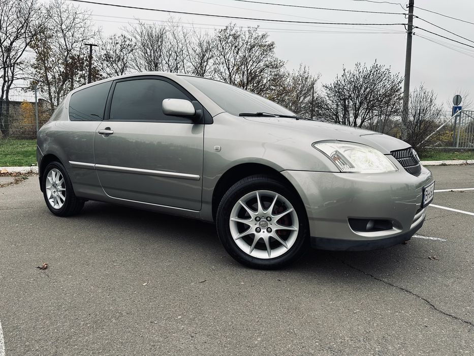 Toyota Corolla 1.8л 2003г