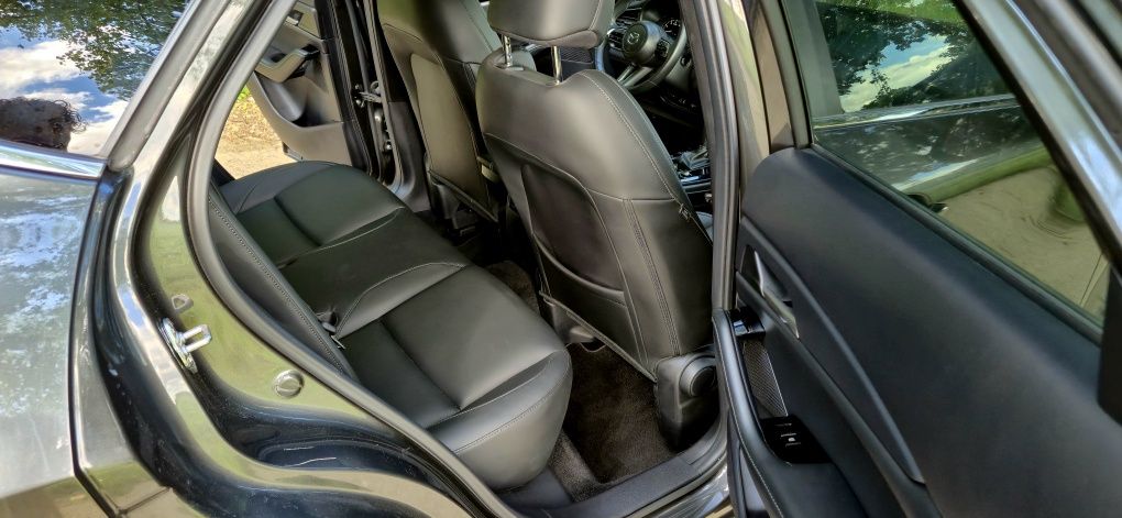 Sprzedam Mazda cx30 2.5 4x4 2024