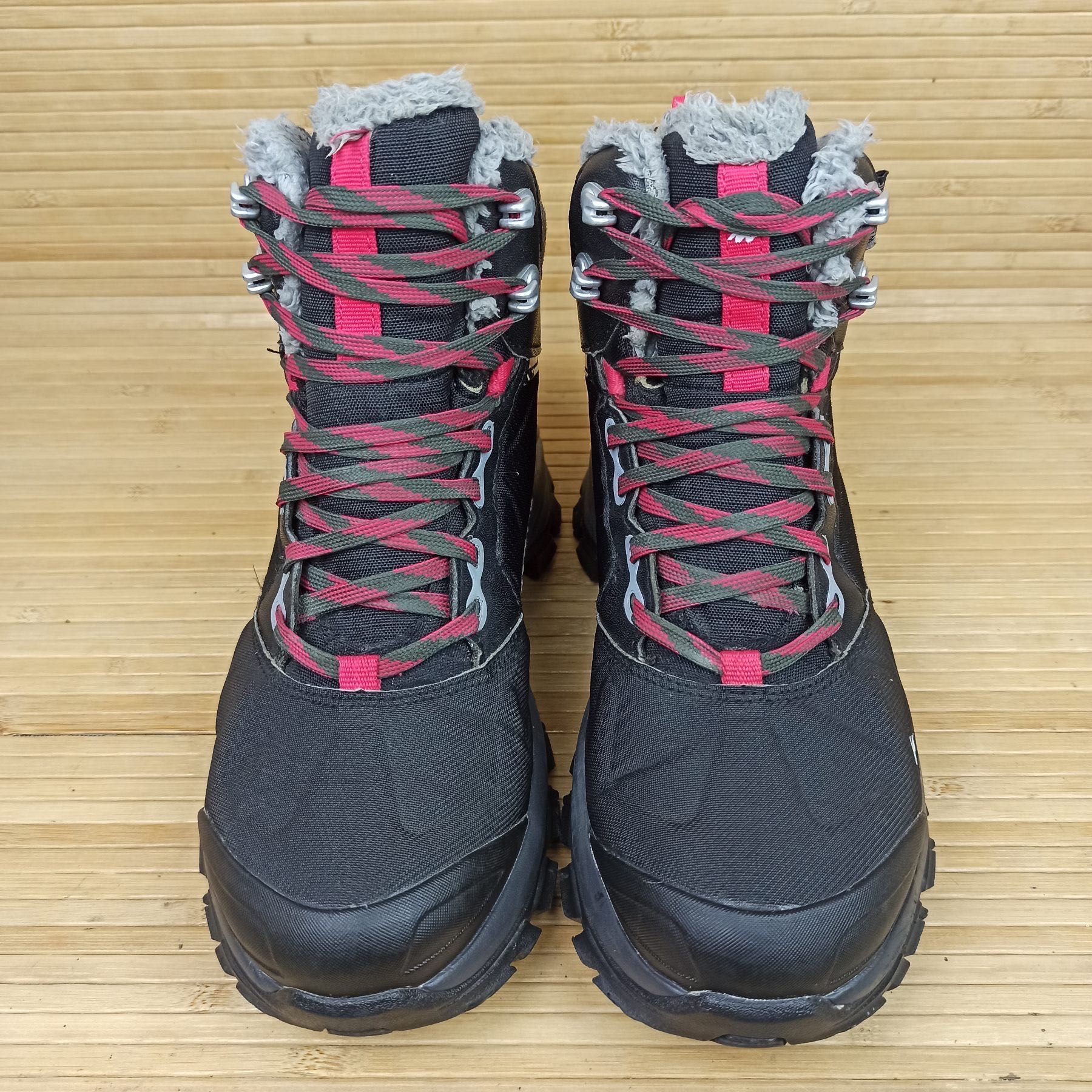 Зимові черевики Quechua SH 500 Warm Waterproof Розмір 37 (23,5 см.)