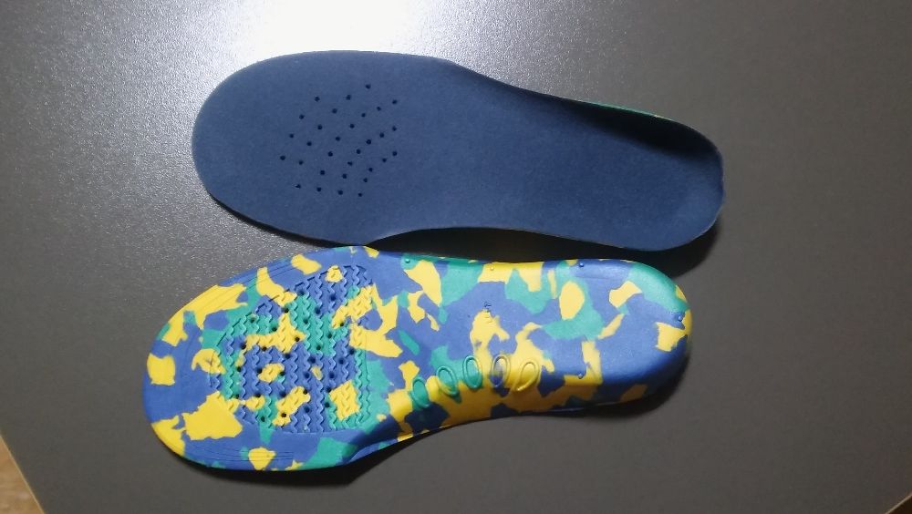 Palmilhas ortopédicas para crianças.