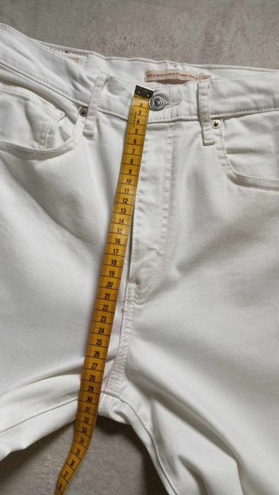 Spodnie Levi's - białe /Wysoki stan
