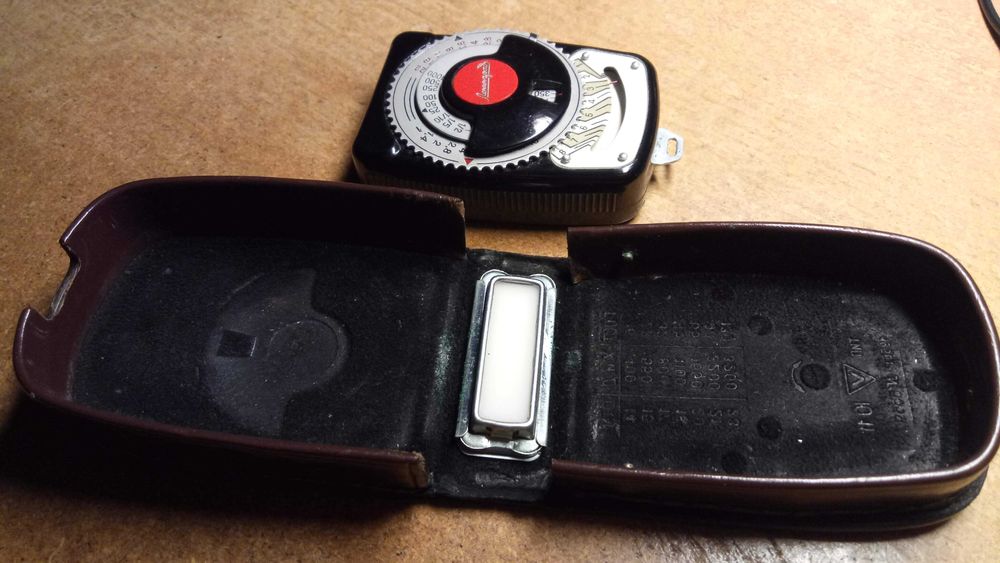 фото экспонометр "Ленинград" 1956г.