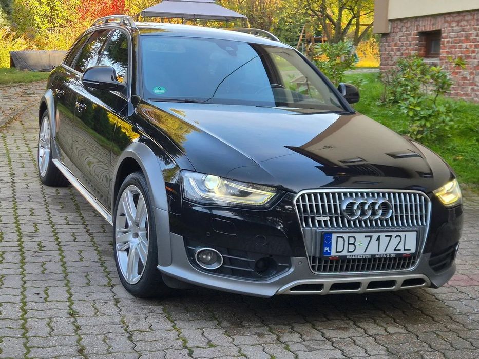 Audi A4 Allroad ALLROAD QUATTRO Pełny Serwis Radar Panorama Trzymanie w Pasie z De