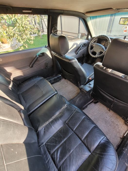 Пасат б3 , в гарному стані.