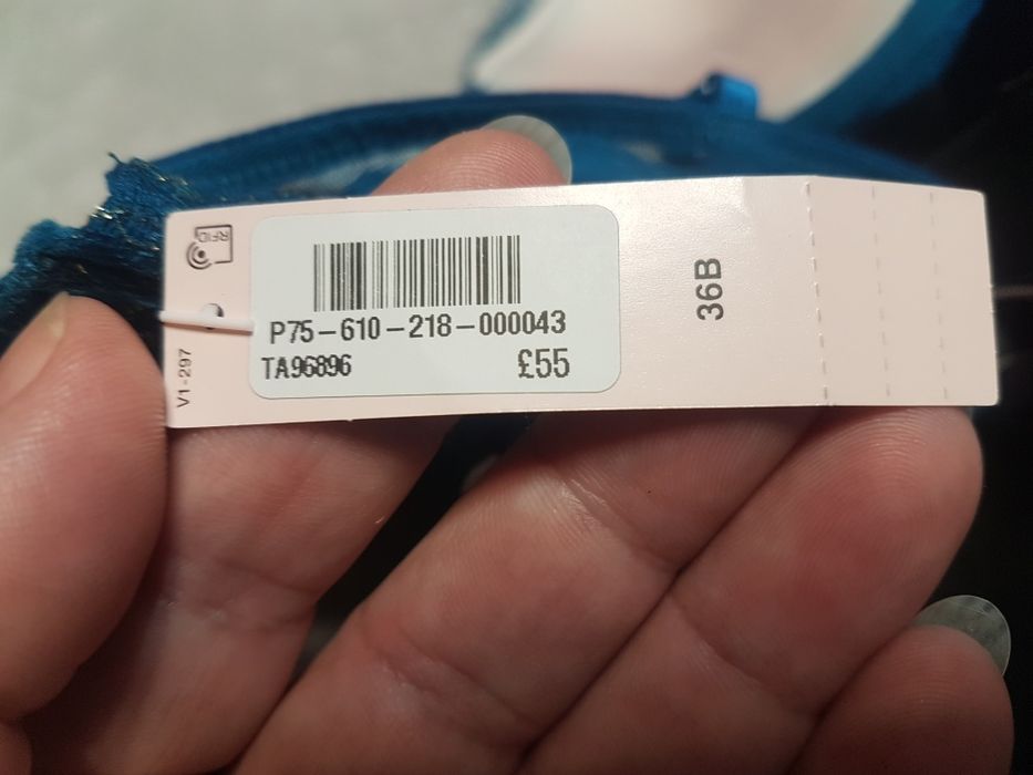 Білизна Бюстгальтер   VICTORIA'S  SECRETS оригінал ціна 1 шт.