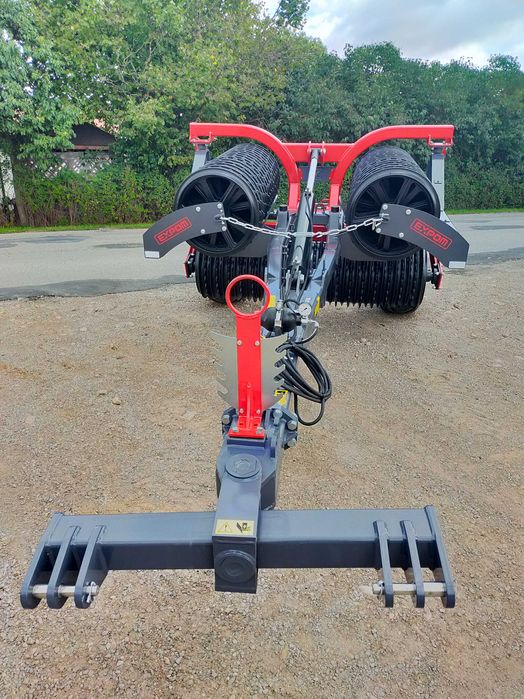 WAŁ POSIEWNY EXPOM TYTAN ciągany składany hydraulicznie Cambridge