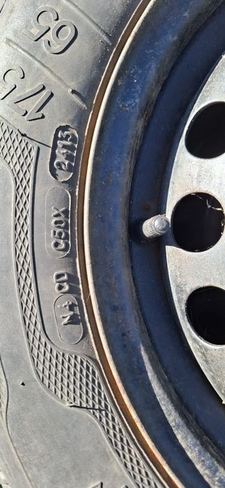 Opony 175/65 R14 z felgami
