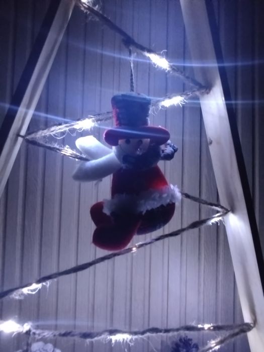 Árvore de Natal Minimalista em Madeira -  Feito à mão - Artigo Único