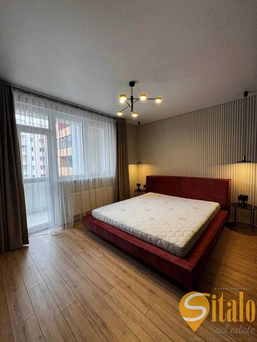 Продаж 2 кімнатної квартири, вулиця  Кругла ( Варшавська)