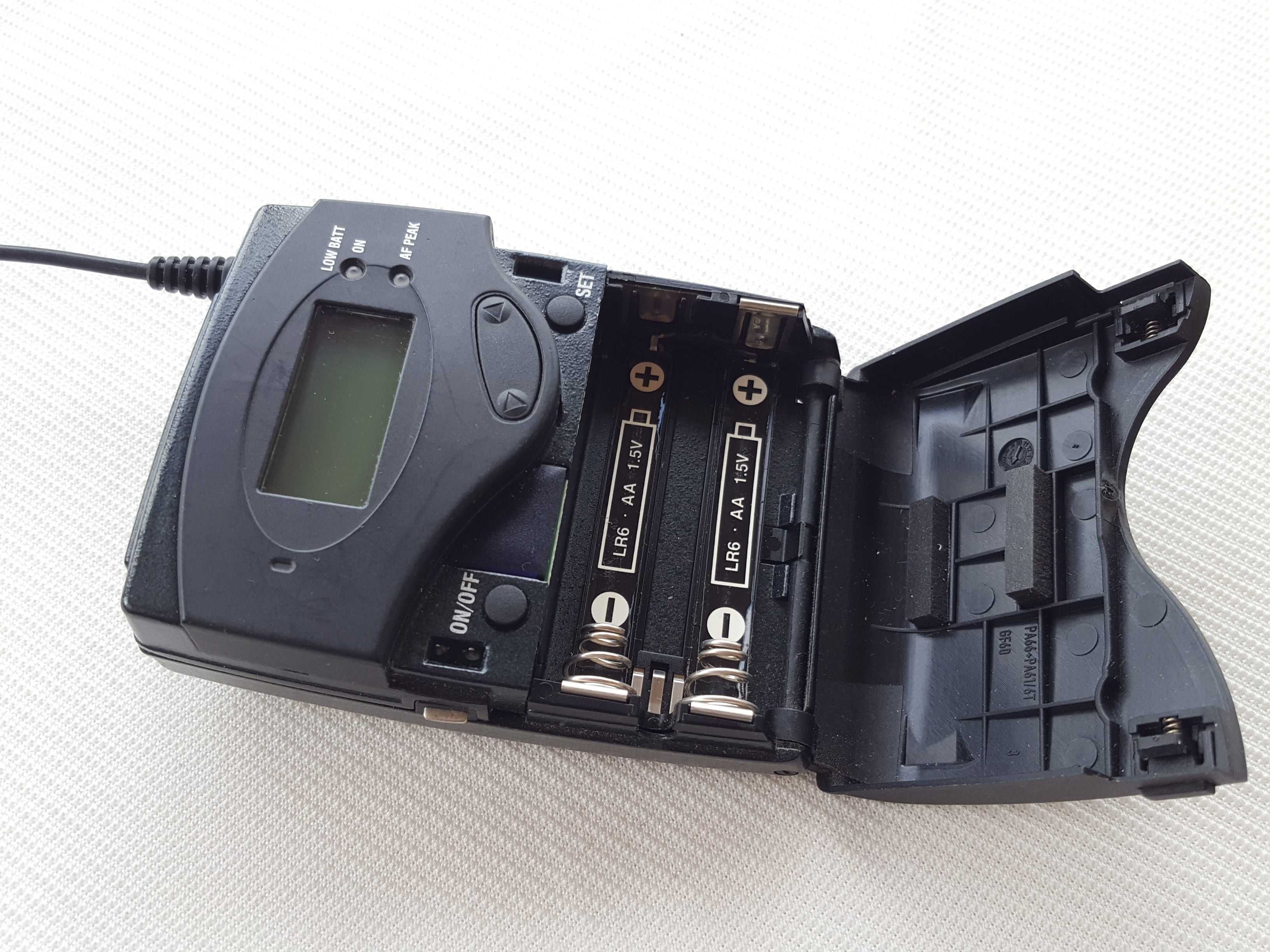 Радиосистема Sennheiser SK100 G3 Receiver EM100 range-D 780-822MHz
