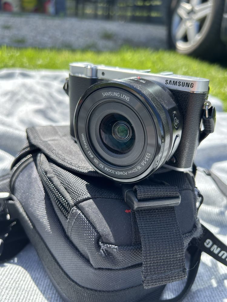 Aparat Samsung NX3000