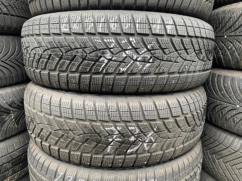 225/65r17 Goodyear UltraGrip_7mm_2szt_(736)