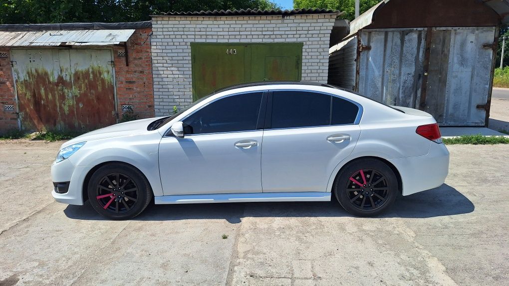 Subaru legacy 2.5 2011