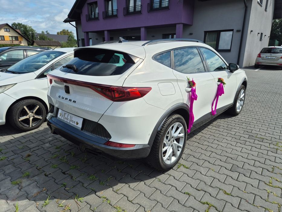Białe auto do ślubu CUPRA FORMENTOR