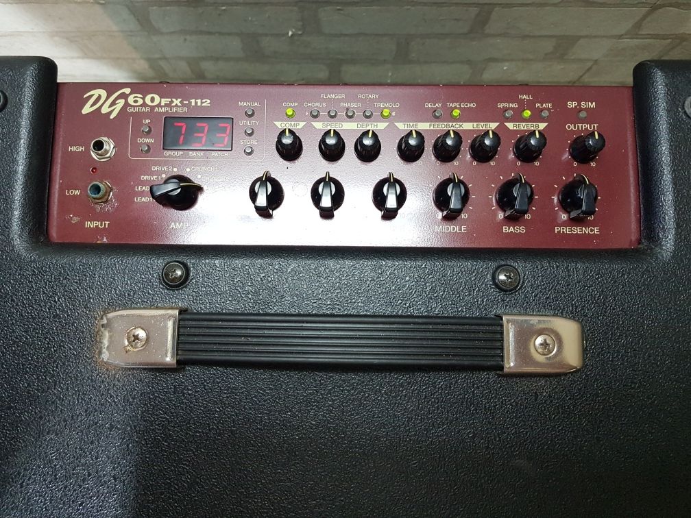 60Вт Комбопідсилювач YAMAHA DG60FX-112 б/у х Німеччини