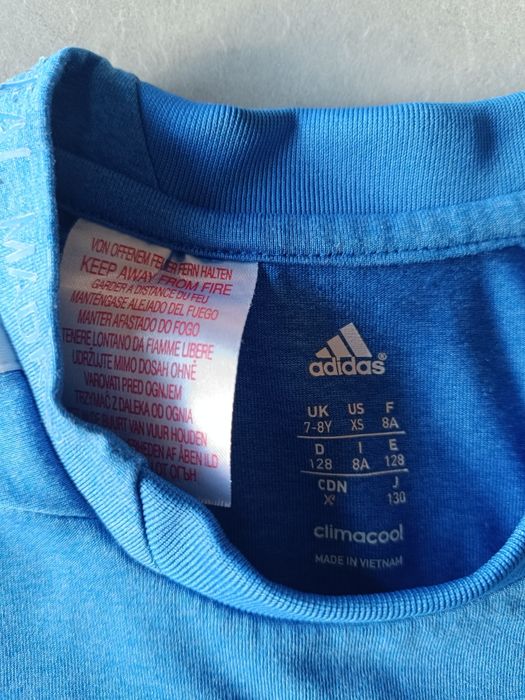 Camisola de futebol Real Madrid tamanho 8 anos criança