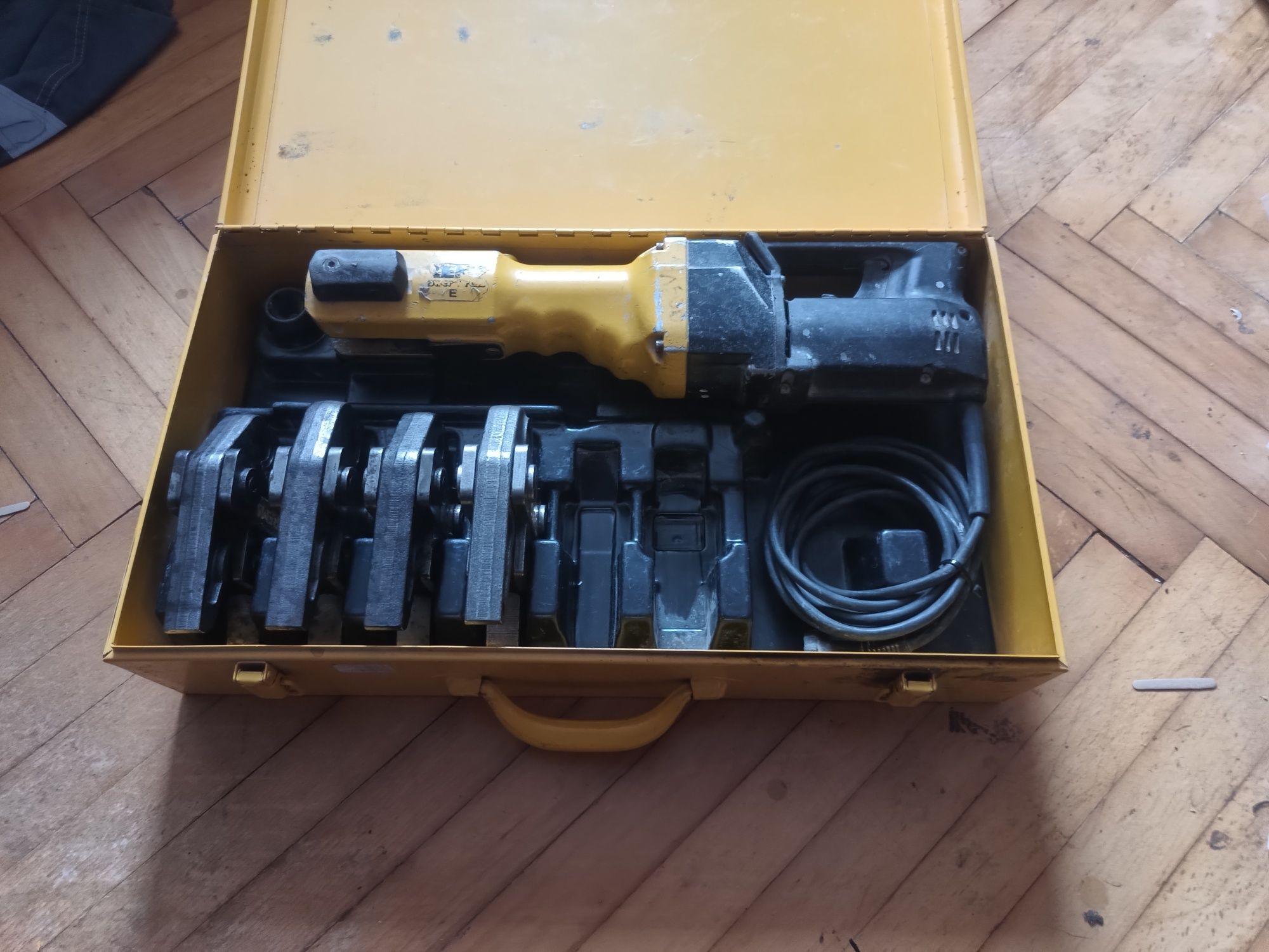 Zaciskarka rems power press E plus szczeki