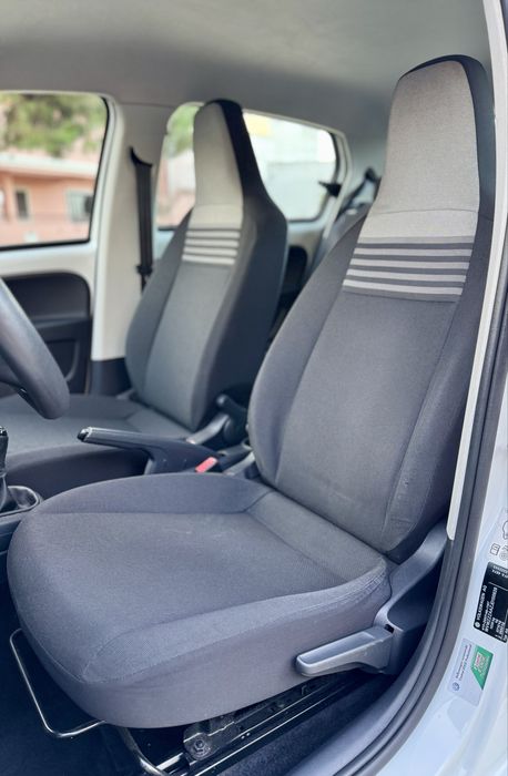 Vw Up! 1.0 gasolina 4 Portas