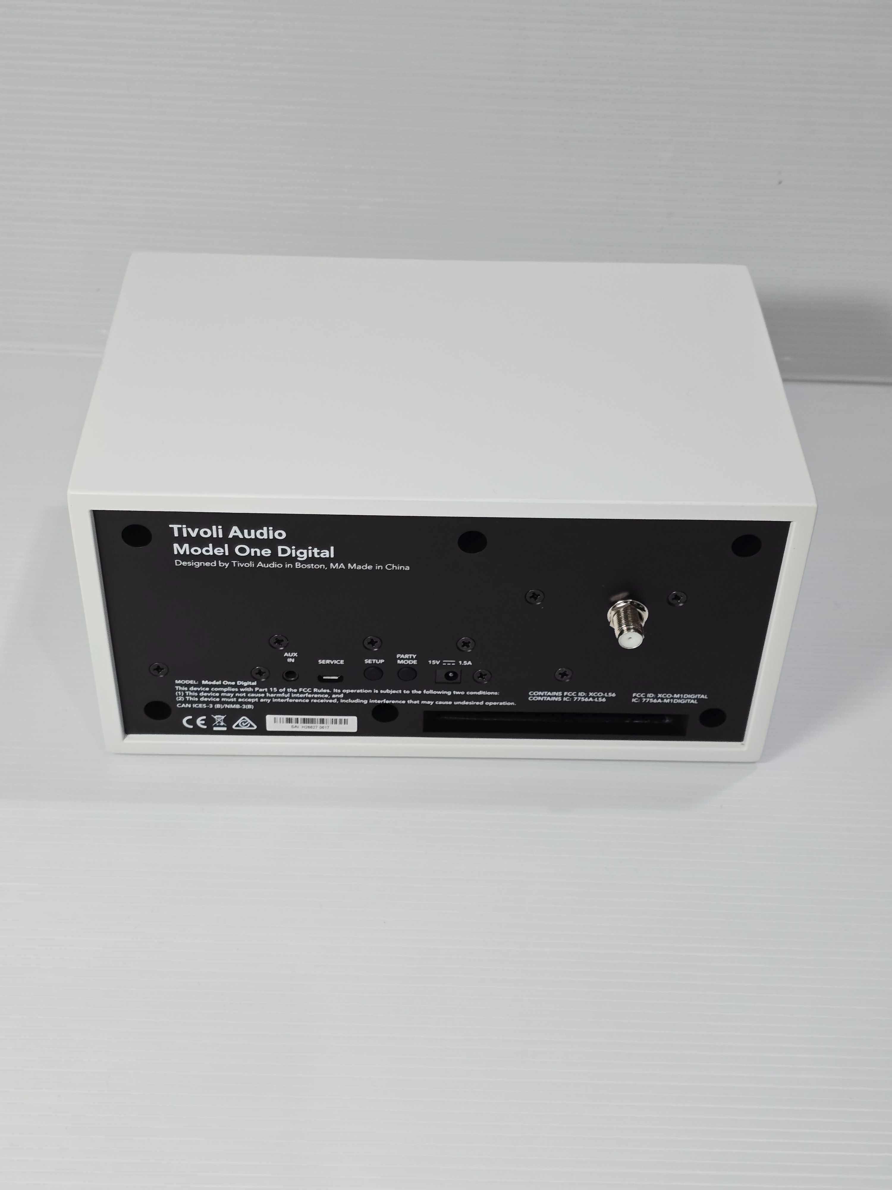 ++ Tivoli Audio Model One Digital+ Radio FM DAB+ WiFi Bluetooth ++