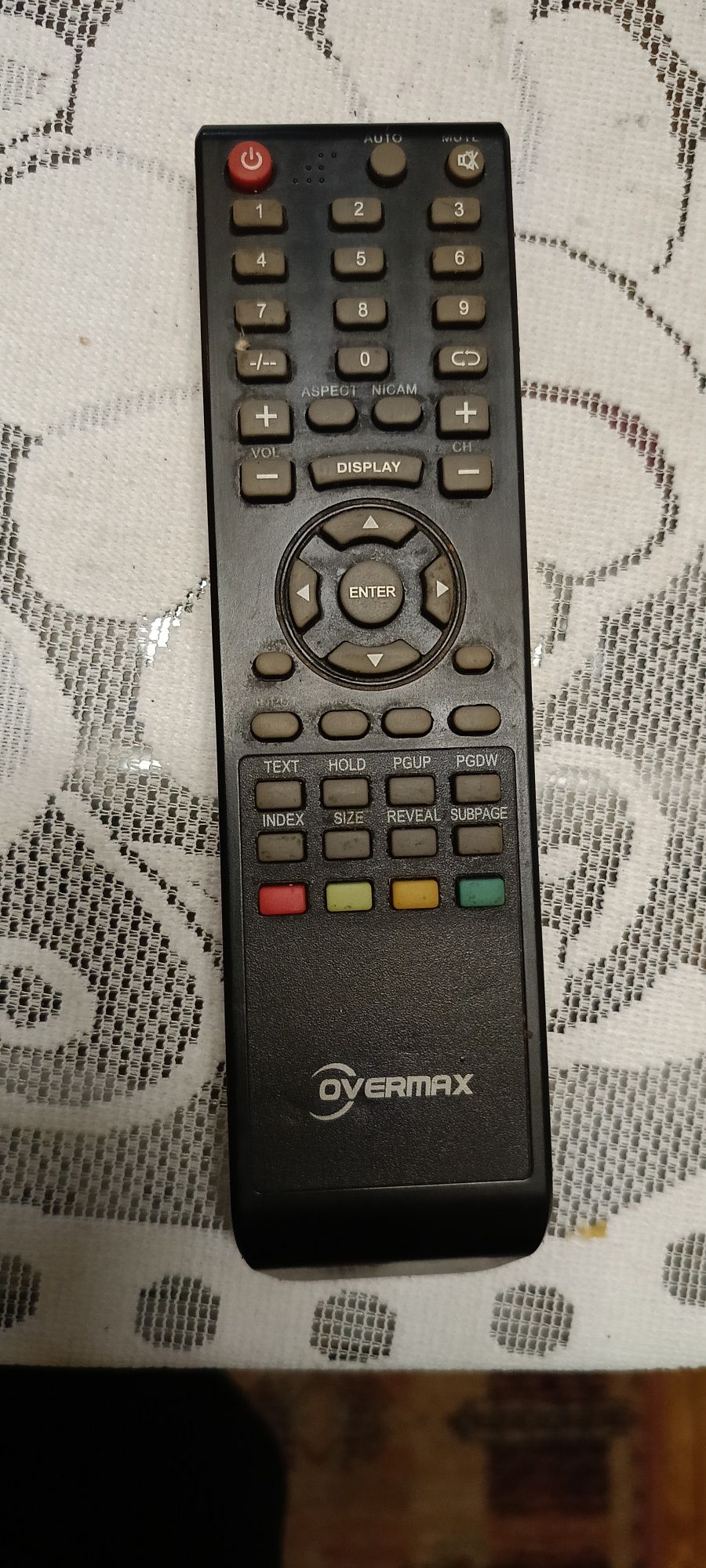 Pilot do tv overmax LED