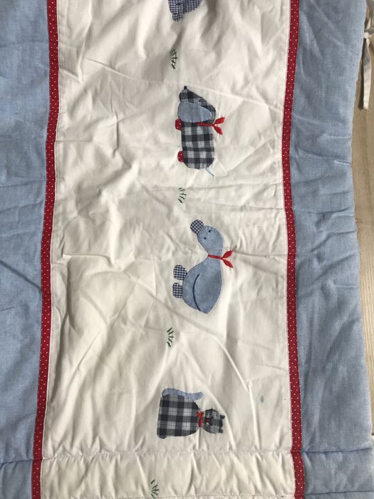 Бортики для дитячого ліжечка