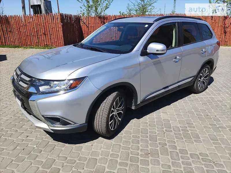 Междугородние поездки на комфортабельном авто Мицубиси Аутлендер