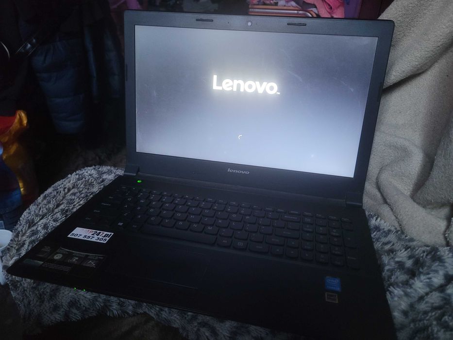 Laptop lenovo B50-80 i3