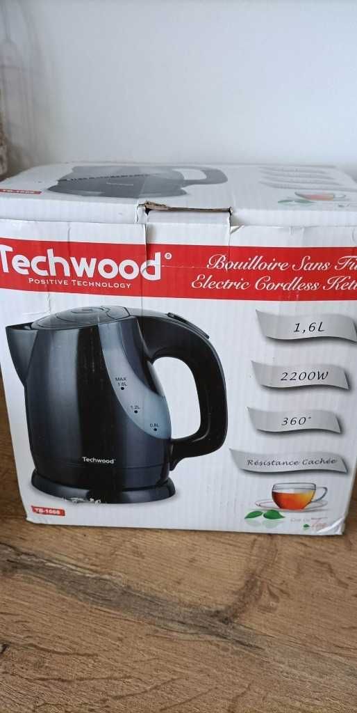 Czajnik bezprzewodowy Techwood TB-1666 1,6 l