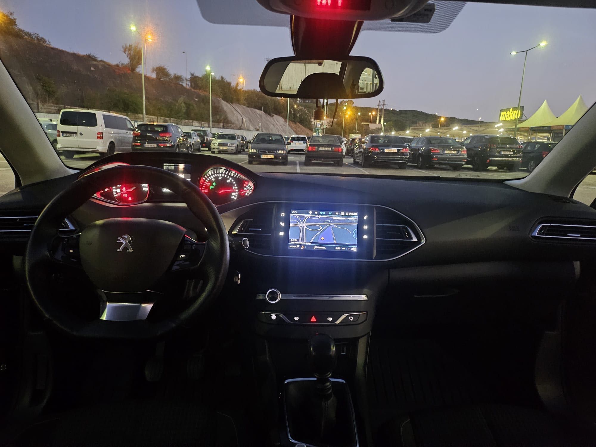 Peugeot 308 SW ACTIVE TETO PAnoramico 2019
