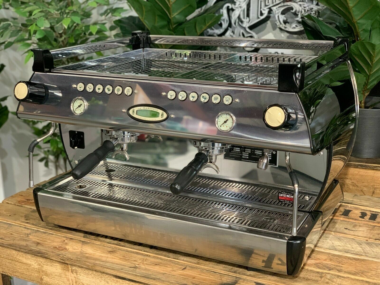 Профессиональная кофемашина La marzocco gb 5 EE 2 group Gold 24k