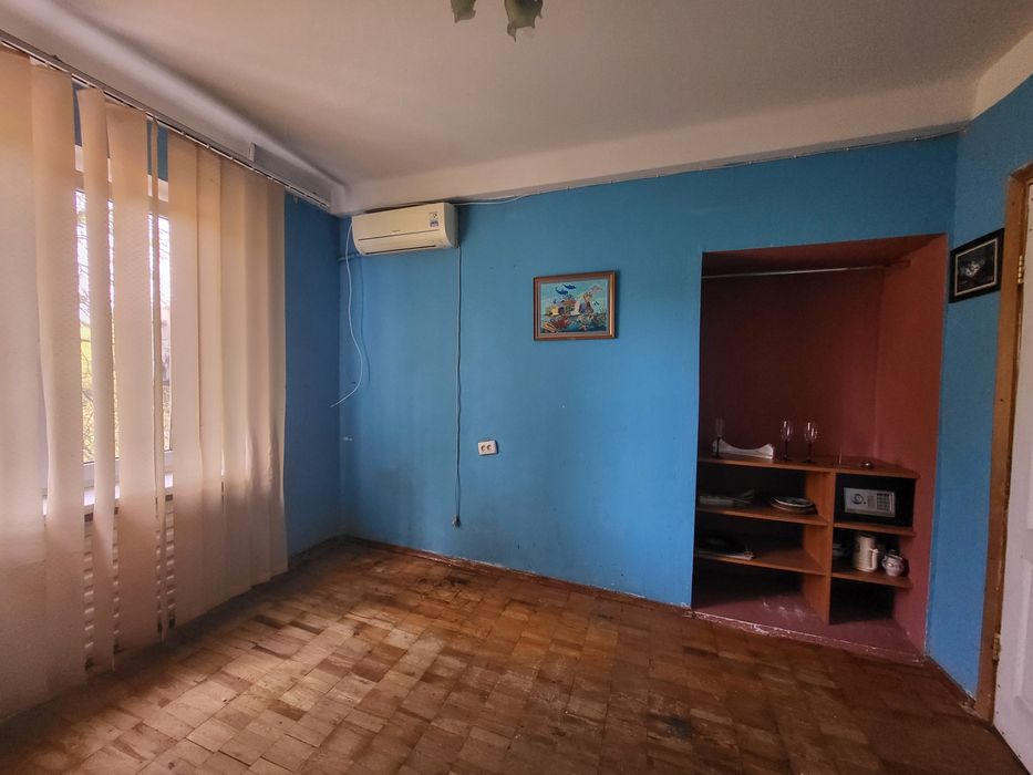 Аренда 2 х комн.кв 3 ий Шевченковский по улице  Авраменко на  3 этаж