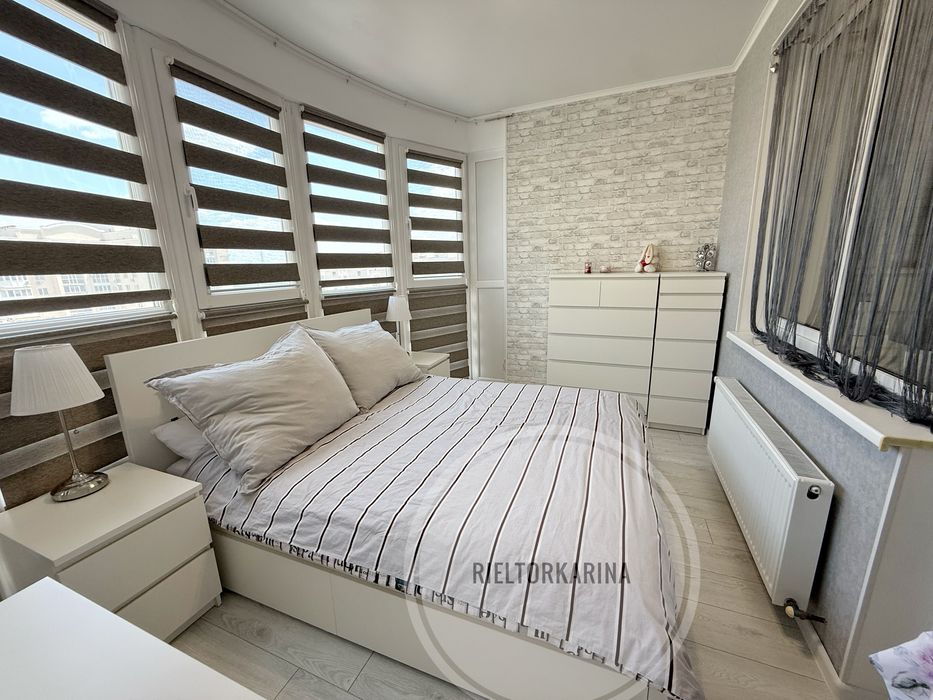 «ЖК Рівʼєра» Намив 2к велика квартира в продажі з усім