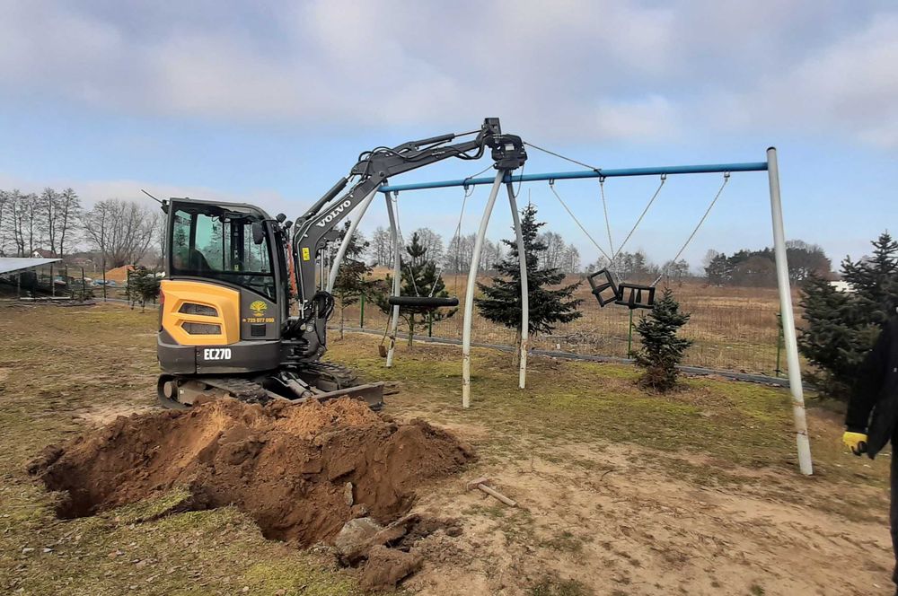 Usługi minikoparką 2,5t