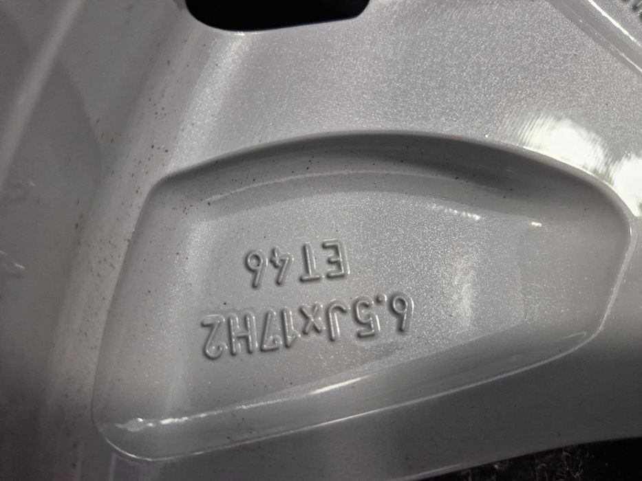 Komplet nowych kół aluminiowych VW 17"