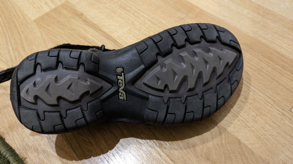 Жіночі сандалі шкіряні Teva Tirra Leather 36 р