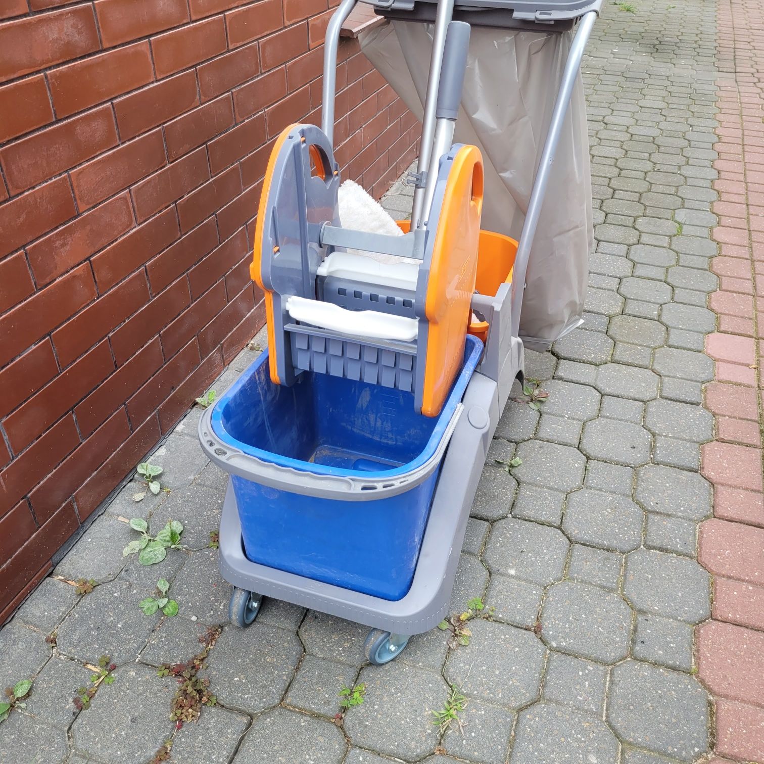 Dwuwiaderkowy wózek do sprzątania, mop Splast