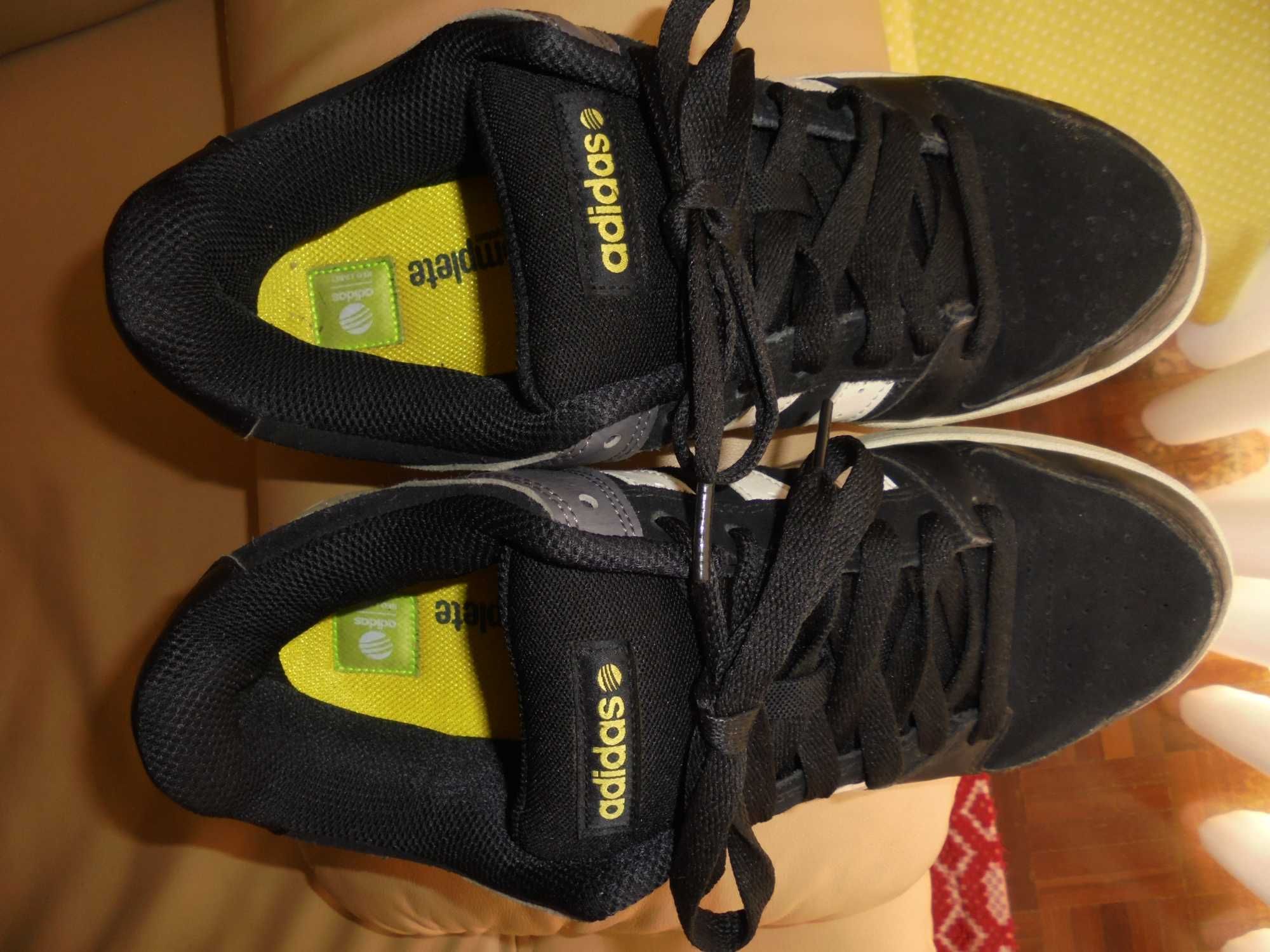 sapatilhas de homem da marca adidas