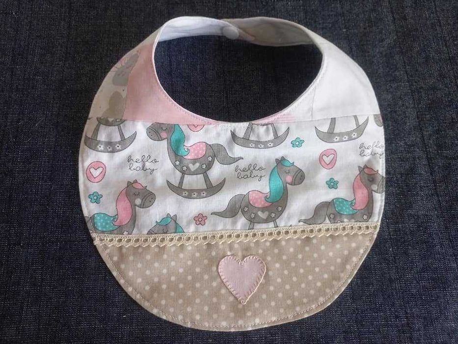 Babetes com forro impermeável, novas