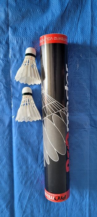 Caixa nova volantes badmington