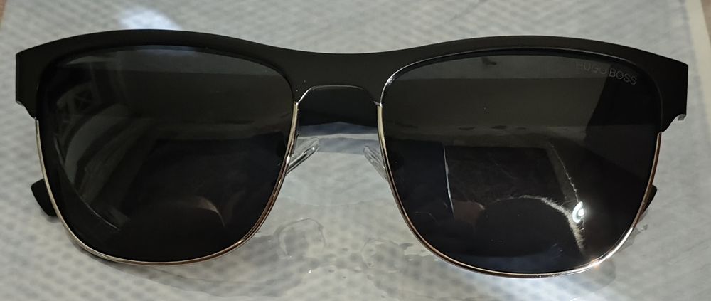 Мужские солнцезащитные - Hugo Boss