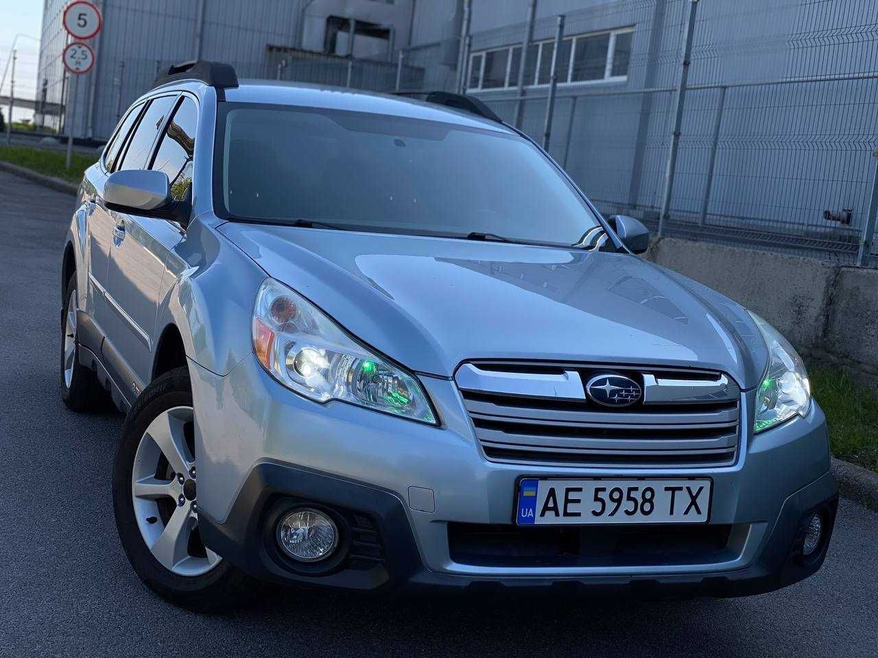 Продам Subaru Outback 2013 автомат