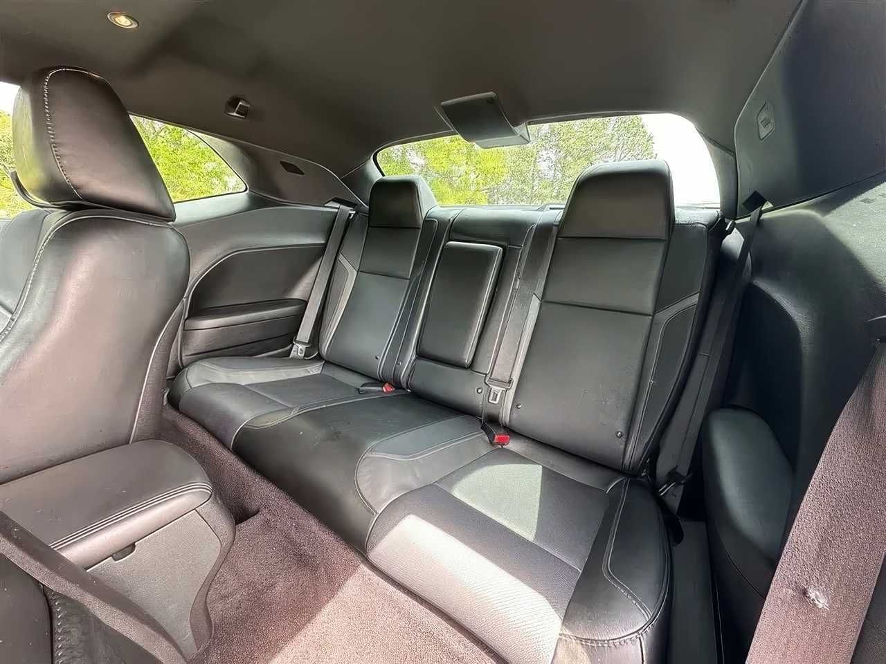 2017 Dodge Challenger RT Plus