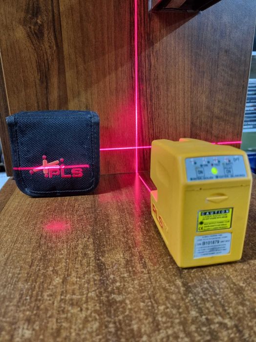 Laser krzyżowy PLS 180