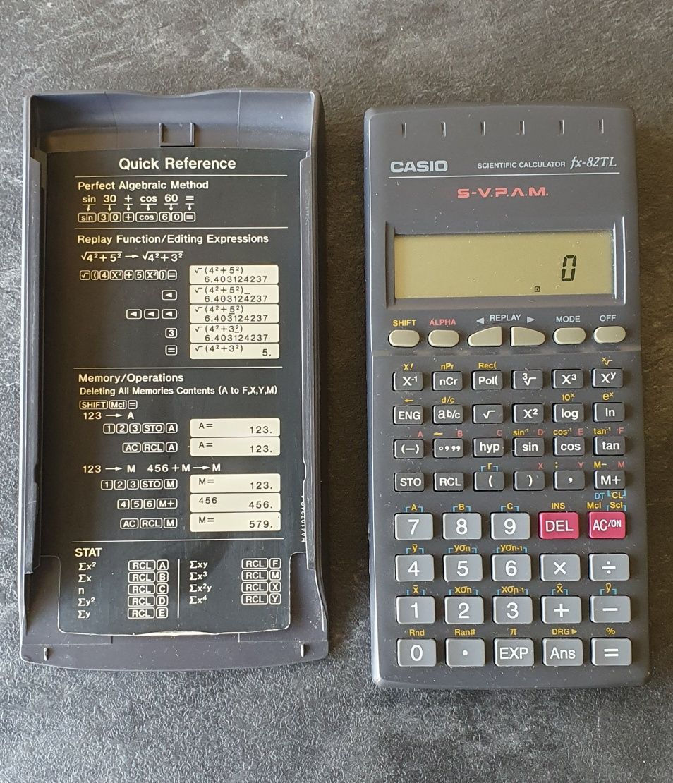 Calculadora Científica Casio FX-82TL