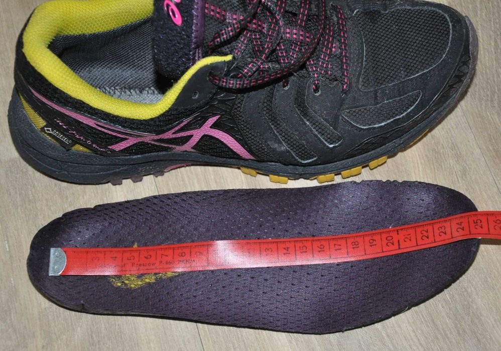 Adidasy ASICS GEL-FujiAttack 5  R.39 sportowe, do biegania