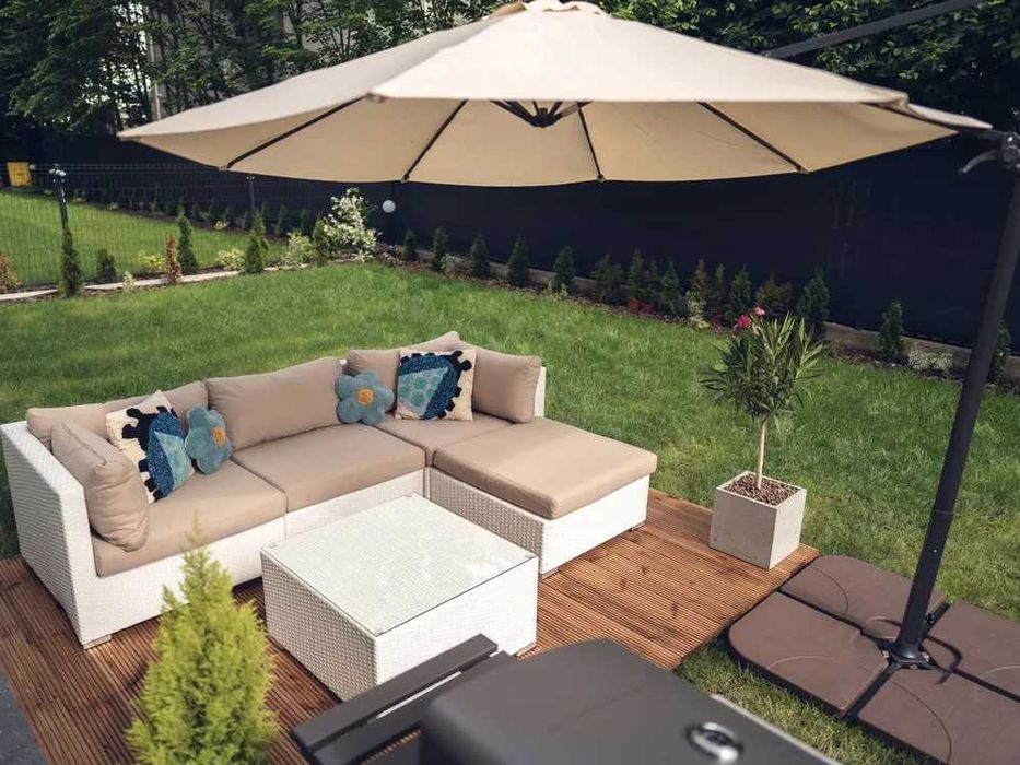 Narożnik ogrodowy ze stolikiem dla 4 osób  Technorattan kolory