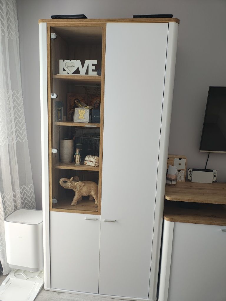 Witryna Kairo, meble Gołąb