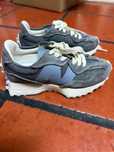 New balance cinza